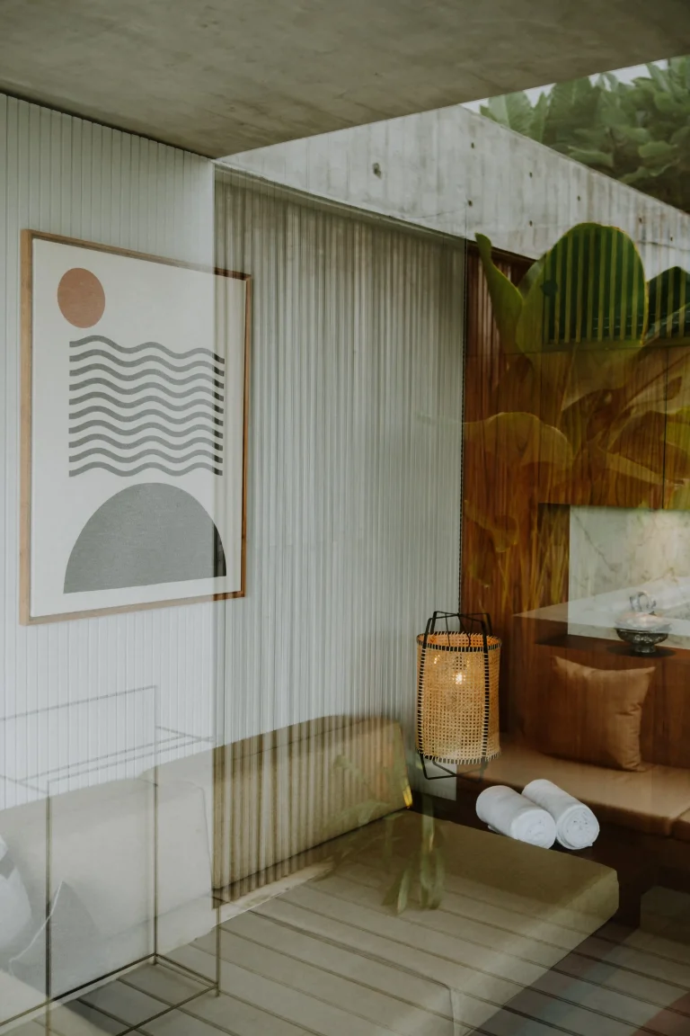 Premier Pool Suite Living Room