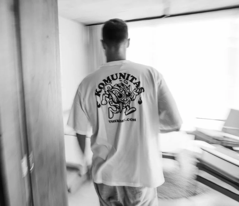 The Komu Merch