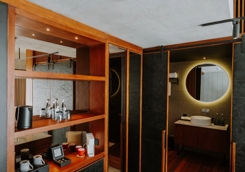 Premier Suite Bathroom