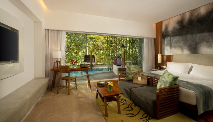 impressive-lagoon-pool-suite-gf-1-2